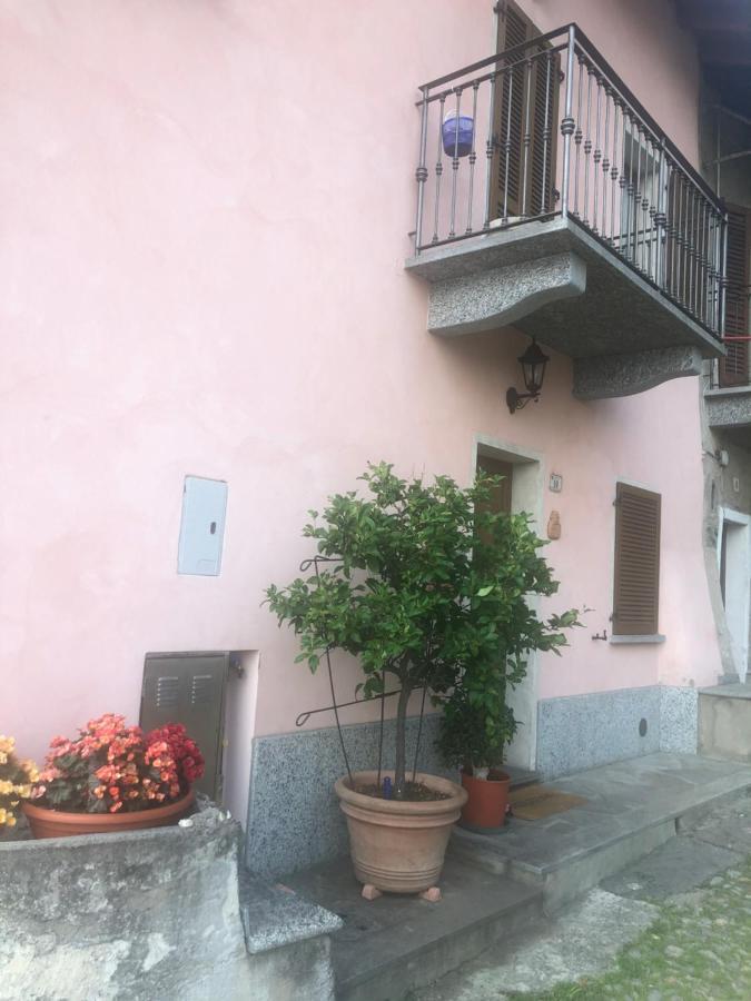 Casa Rosa Dervio Exterior foto